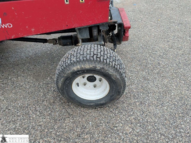 2015-toro-groundsmaster3280d-image-25