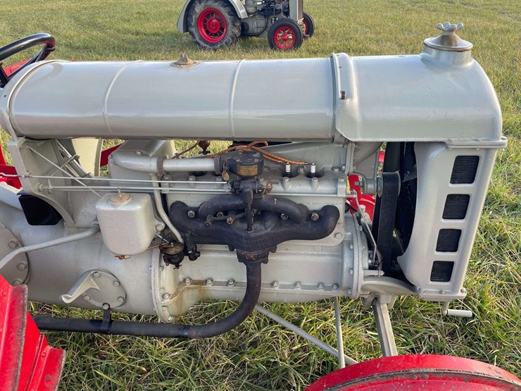 1918-fordson-tractor-image-25