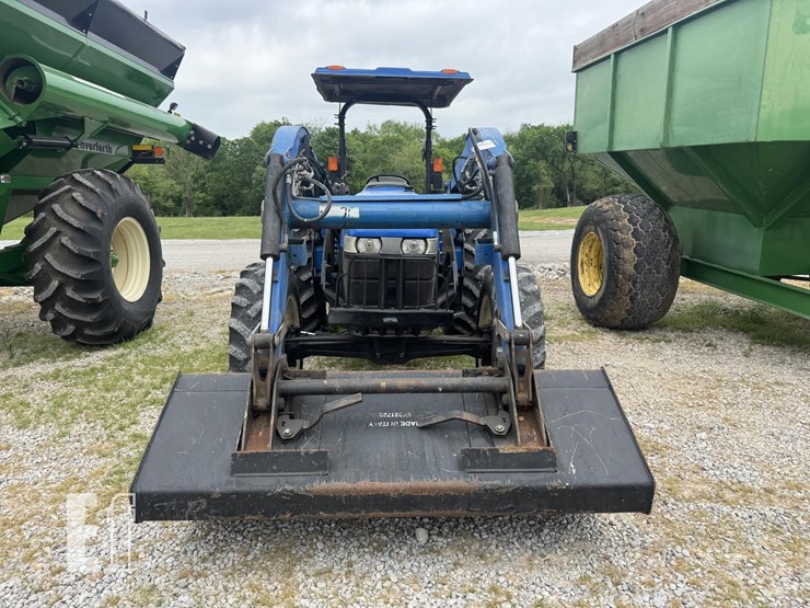 new-holland-tt75a-image-2