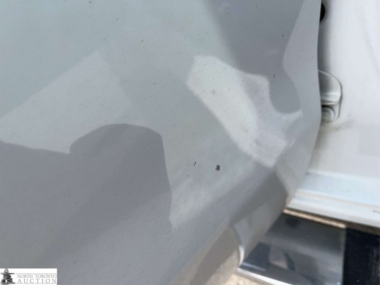 2017-chevrolet-silverado-1500-image-33