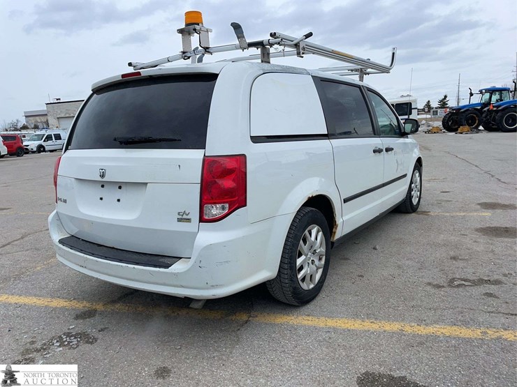 2015-ram-c/v-image-5