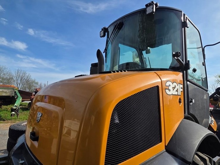 2023-case-321f-image-19