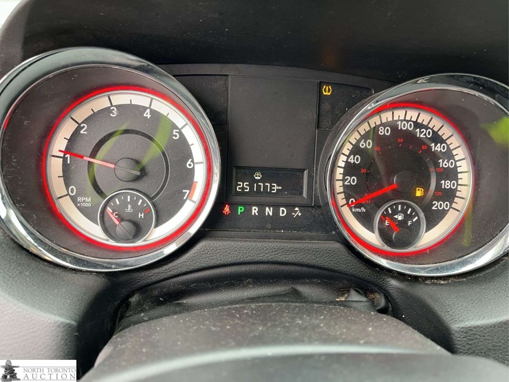 2014-ram-c/v-image-12