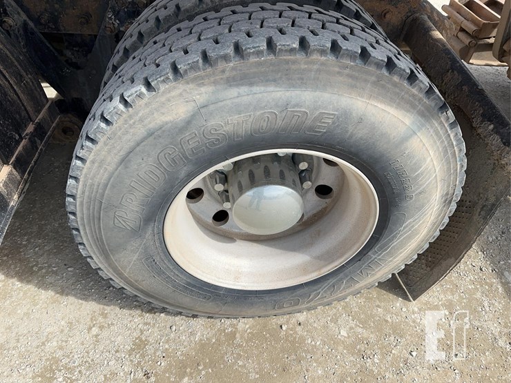 2005-kenworth-t800-image-50