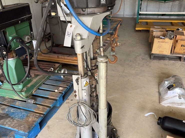 graco-c40-check-mate-image-6