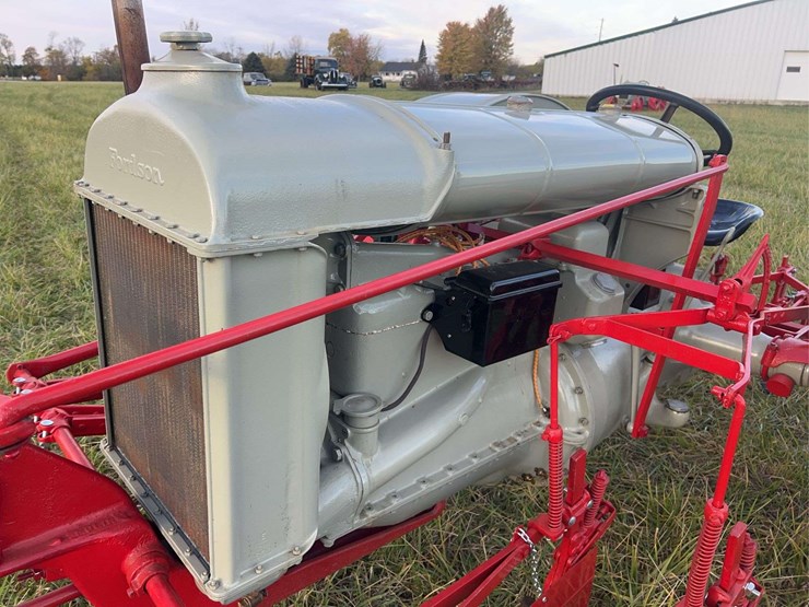 1927-fordson-tractor-image-14