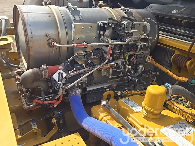 2017-caterpillar-336fl-image-71