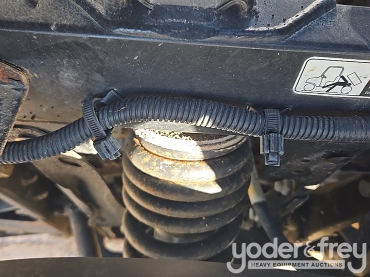 2018-kubota-rtvx1140-image-35