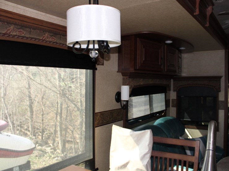 #7364-•-2015-jayco-pinnacle-fifth-wheel-camper-image-45