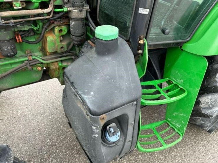 2016-john-deere-5085e-image-33