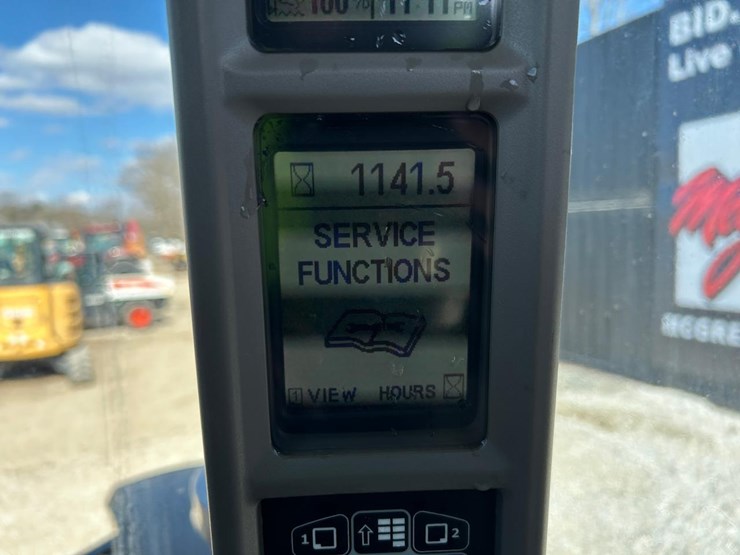 2022-case-ih-maxxum-115-image-29