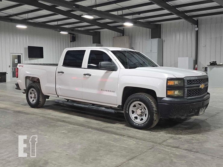 2015-chevrolet-silverado-1500-image-2