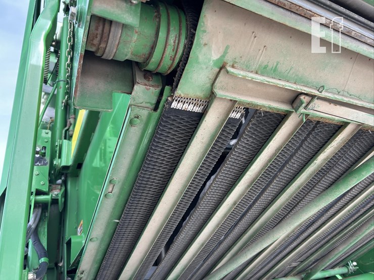 2001-john-deere-567-image-27