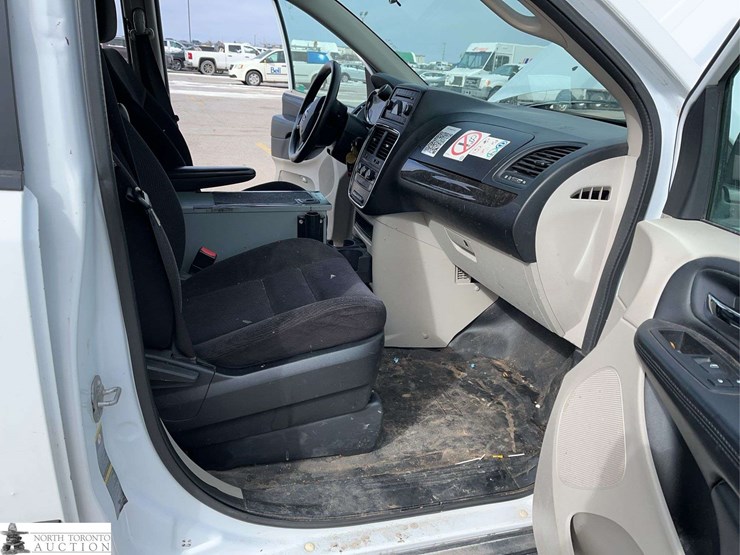 2014-ram-c/v-image-20