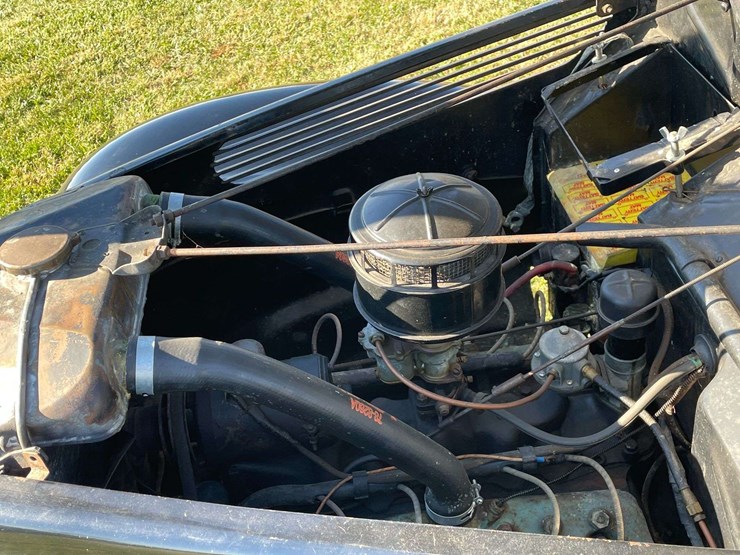 1938-ford-two-door-deluxe-sedan---original-car!-image-87