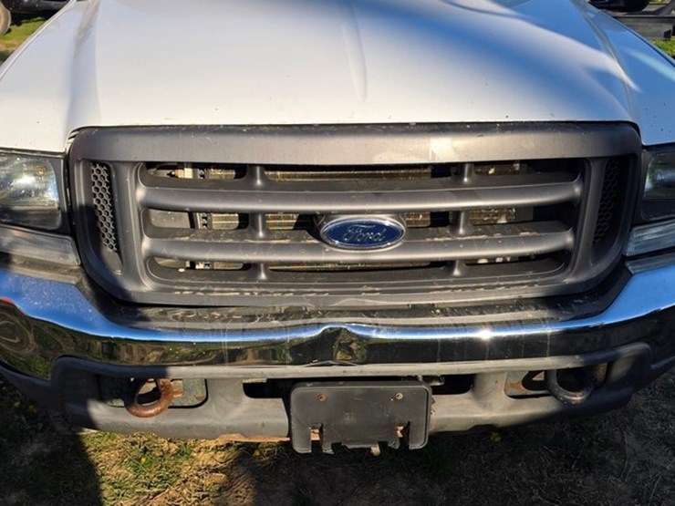 2004-ford-f350-image-29