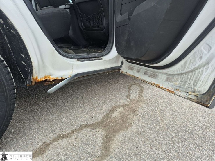 2013-chevrolet-equinox-image-34