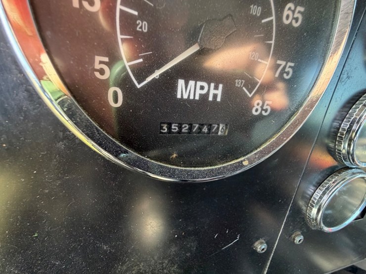 2000-international-9100-image-22