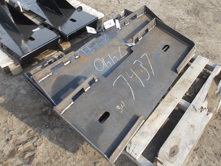 #7437-•-formed-skid-steer-frame-image-2