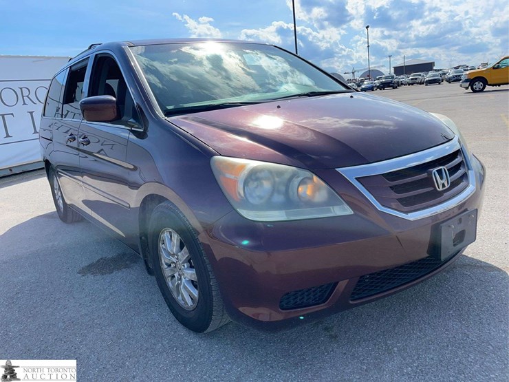 2010-honda-odyssey-image-3