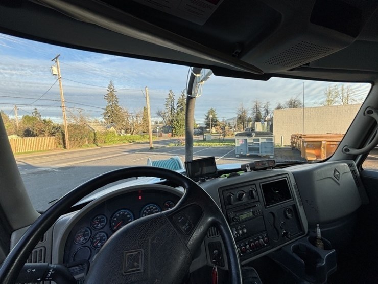 2009-vactor-2100-image-40