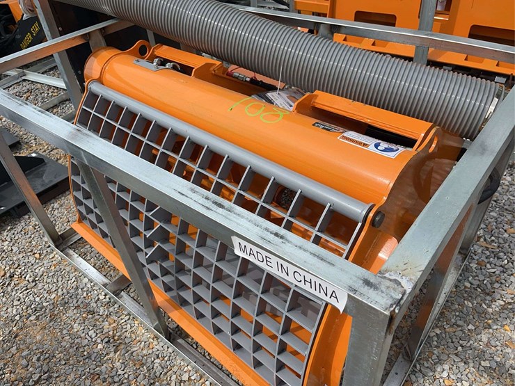 land-honor-double-discharge-concrete-mixer-image-2