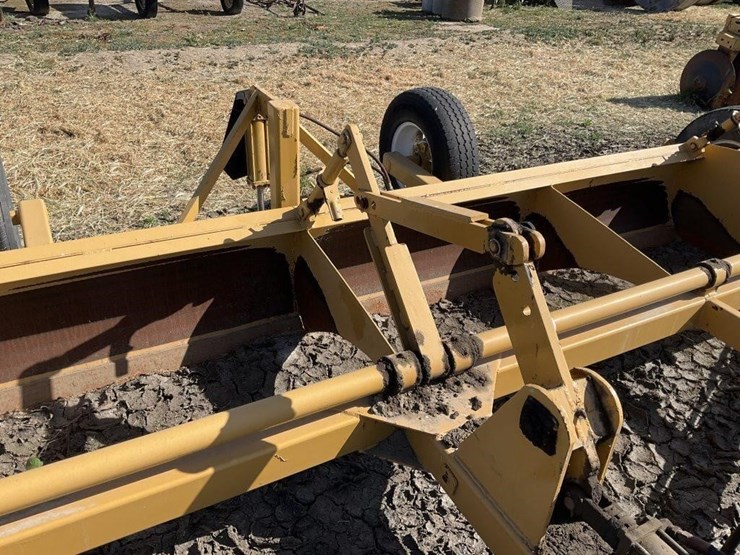 custom-16'-border-maker-image-10