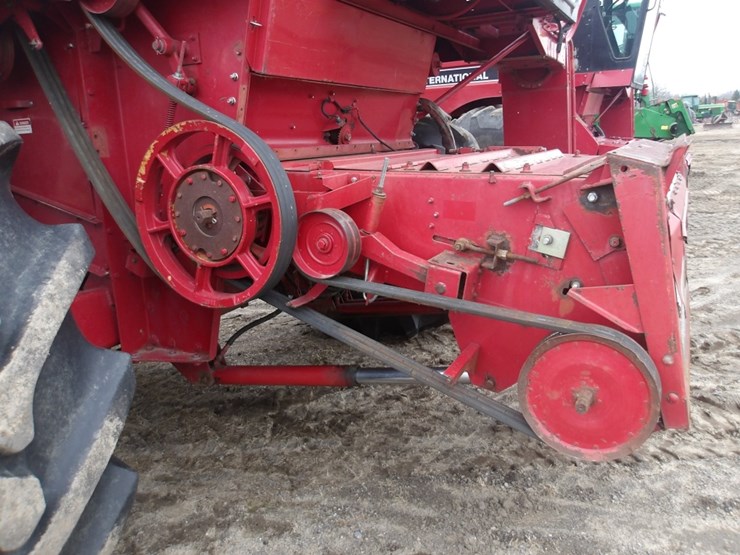 case-ih-1688-image-9