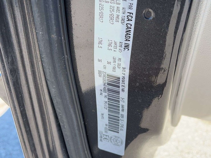 2017-dodge-grand-caravan-sxt-image-18