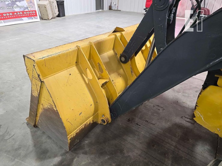 2023-deere-310-g-tier-image-12