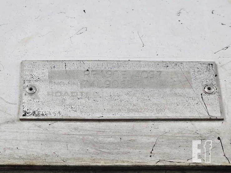 2017-roadtec-rp190e-image-35