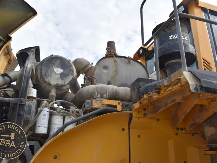 2015-volvo-l150h-image-54