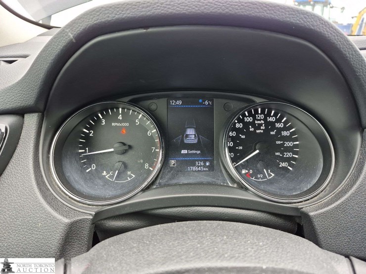 2019-nissan-rogue-image-12