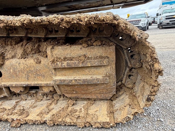 2022-volvo-ec300el-image-8