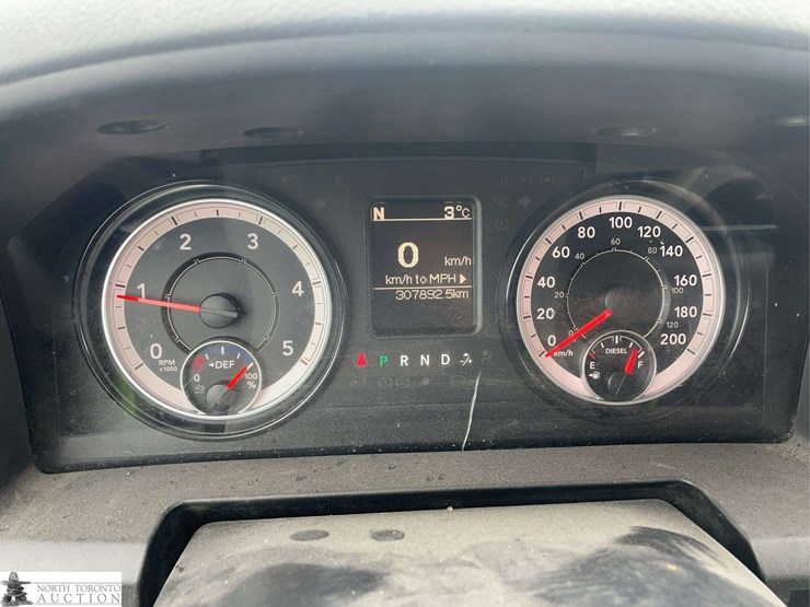 2018-dodge-1500-image-11