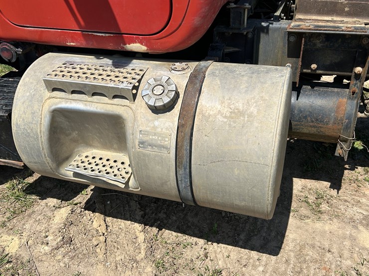 #31965-•-1989-mack-r688-tandem-axle-truck-tractor-image-13