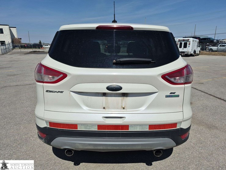 2013-ford-escape-image-6