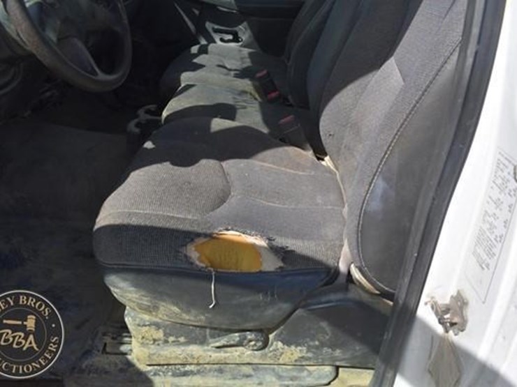 2007-chevrolet-3500-image-26