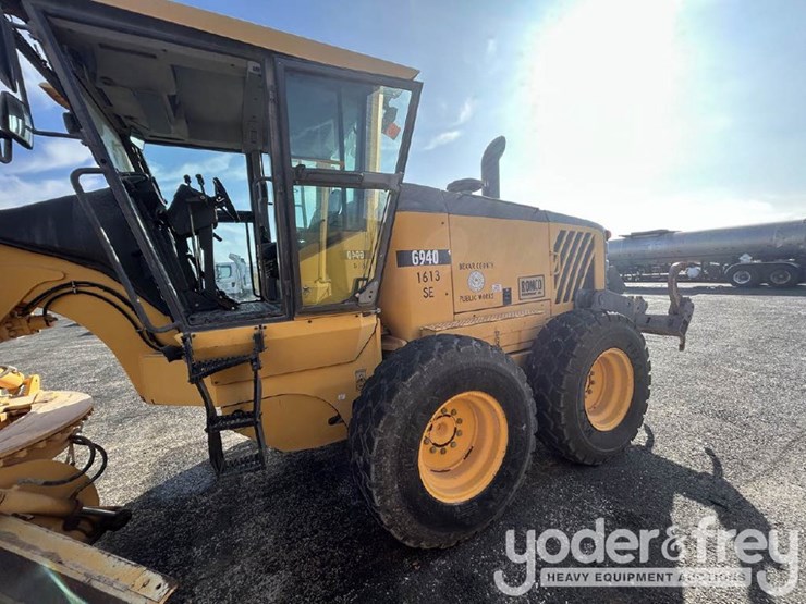 2008-volvo-g940-image-4