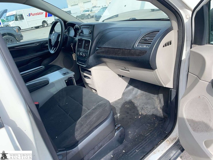 2012-ram-c/v-image-18