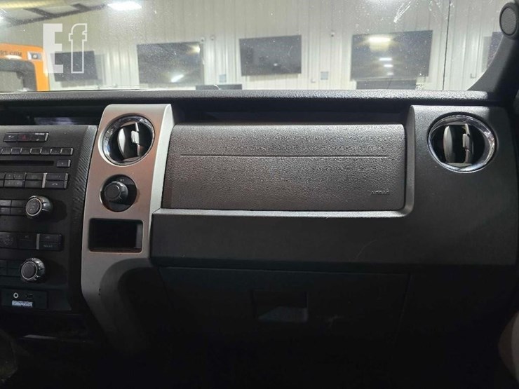 2013-ford-f150-xlt-image-24