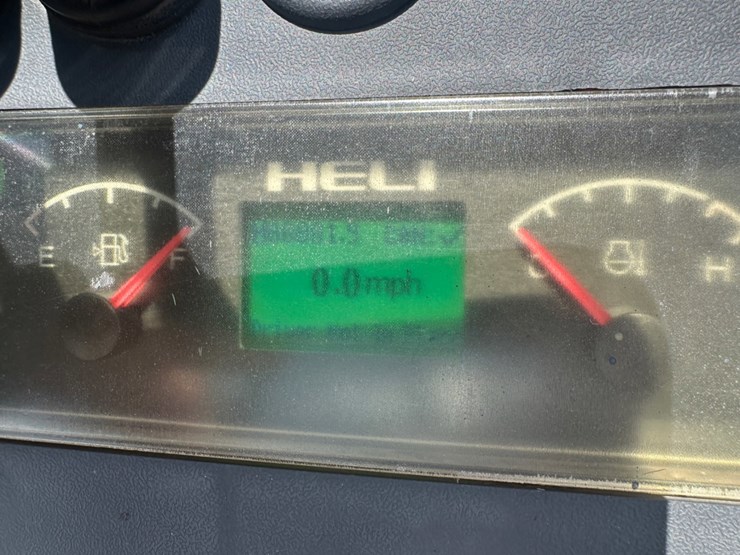 heli-5k-forklift-image-10