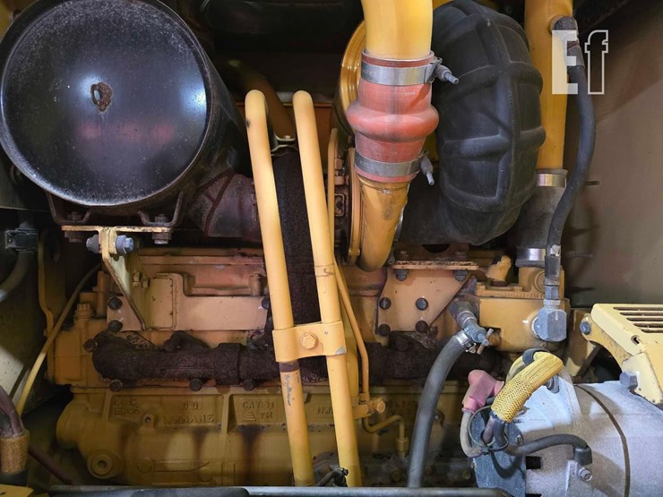 2004-caterpillar-120h-image-22