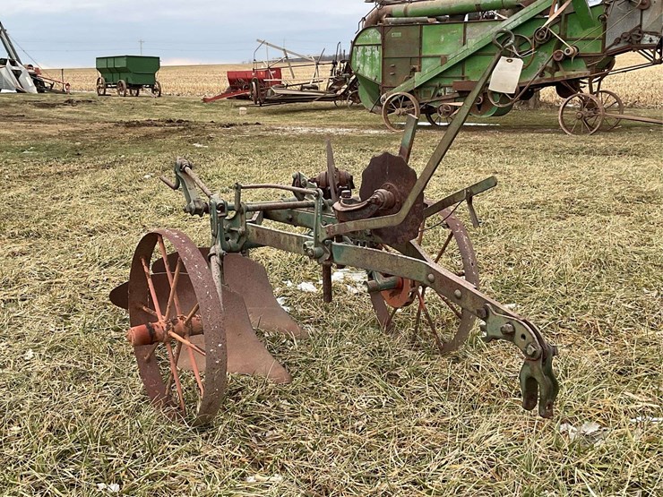 two-bottom-oliver-plow-image-2