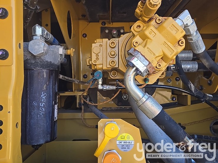 2019-caterpillar-336-image-52