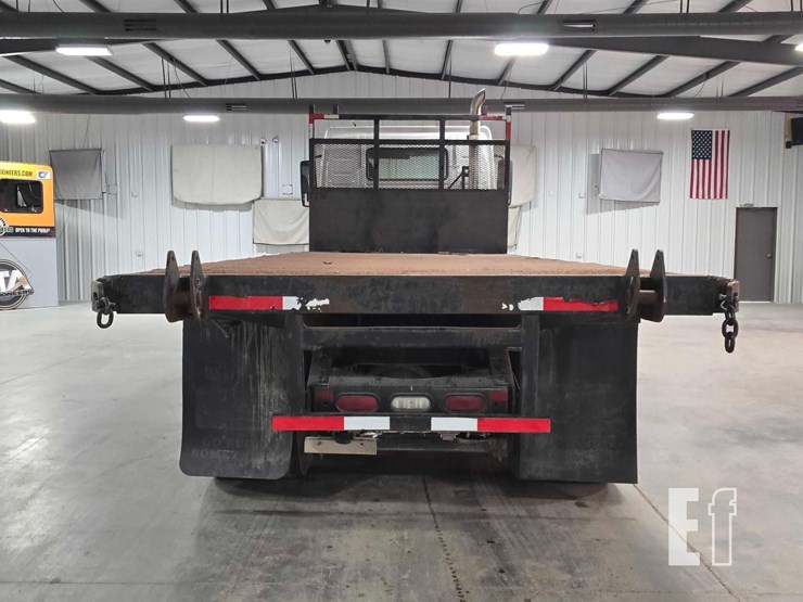 2008-volvo-vnm64200-image-8