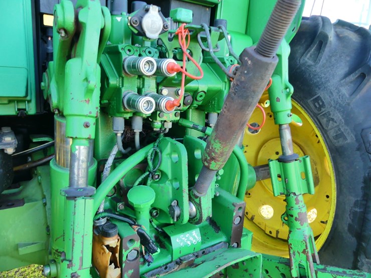 john-deere-7320-image-6
