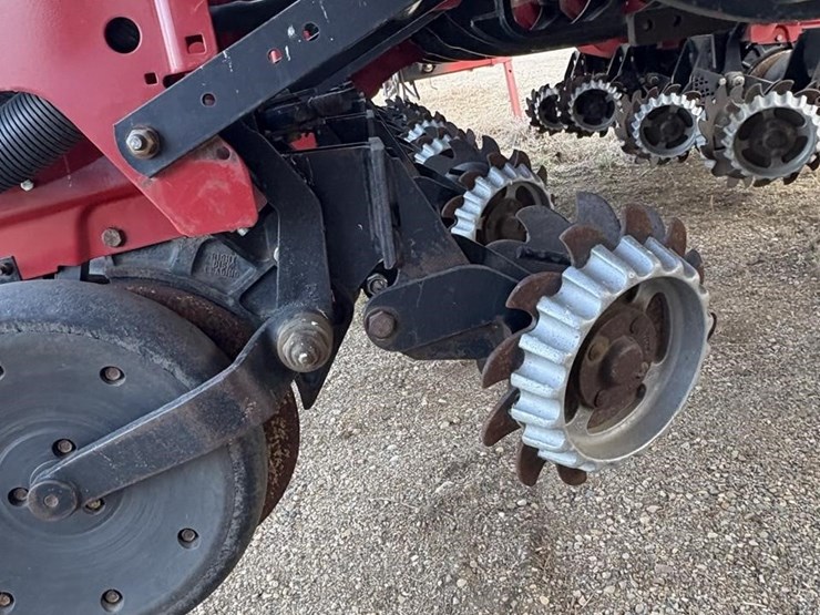 2012-case-ih-1250-image-14