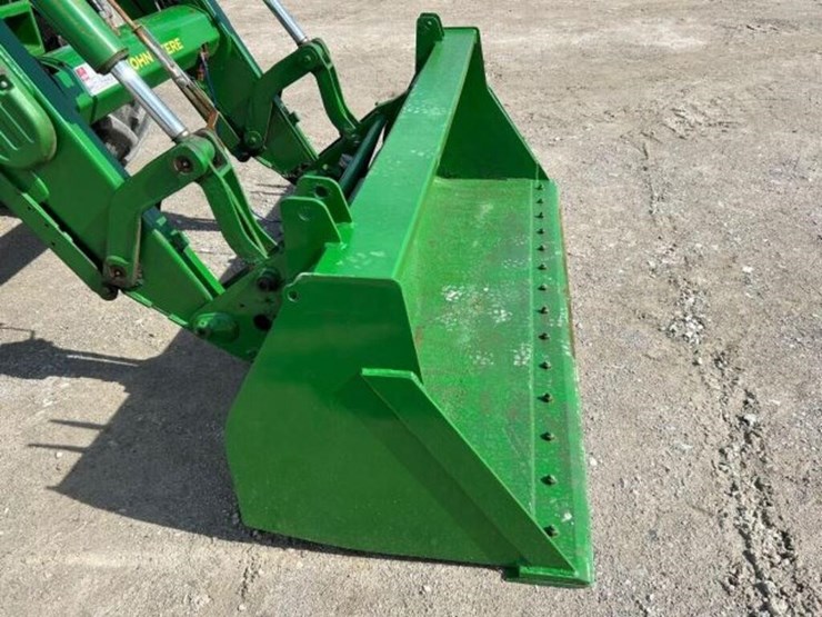 2020-john-deere-6130m-image-55