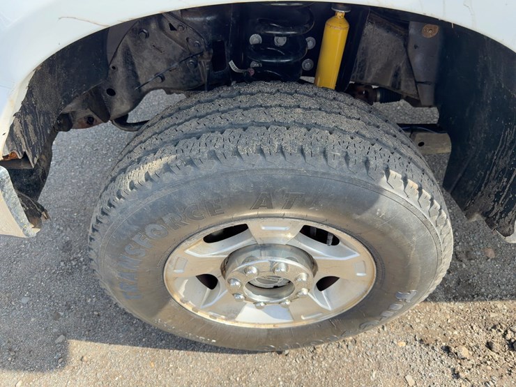 2010-ford-f350-xlt-image-11